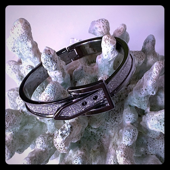 Jewelry - 🔥3/$25🔥Bracelet Fashion Jewelry